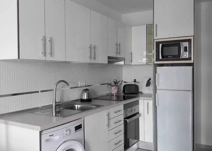 דירה ** Gracioseros ** Sol Y Piscina