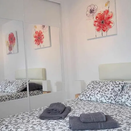 Gracioseros Sol Y Piscina Apartamento Puerto del Carmen (Lanzarote)