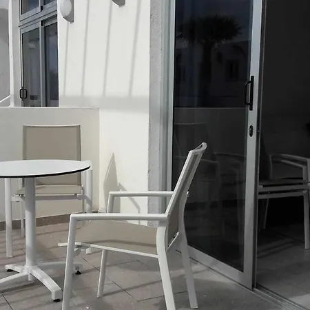 公寓 Gracioseros Sol Y Piscina *