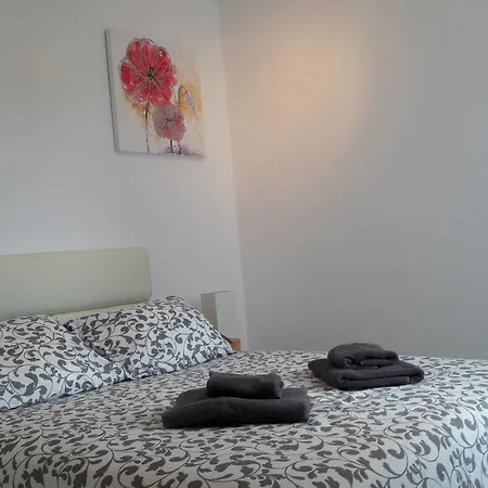 Gracioseros Sol Y Piscina *